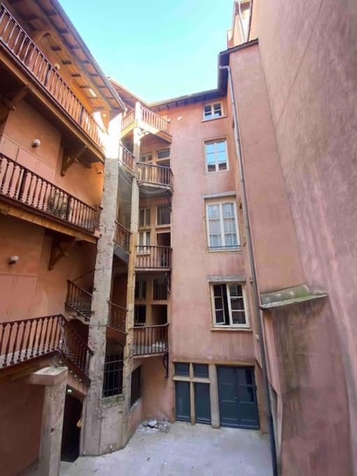 Old Town - Vieux Lyon -50 M2 Flat Apartment Bagian luar foto